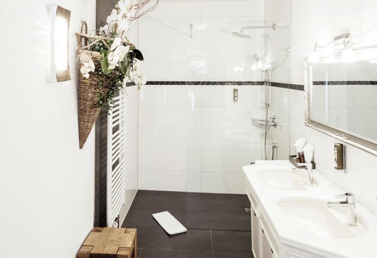Boutique Hotel Friesinger 크레스브론암보덴지 외부 사진